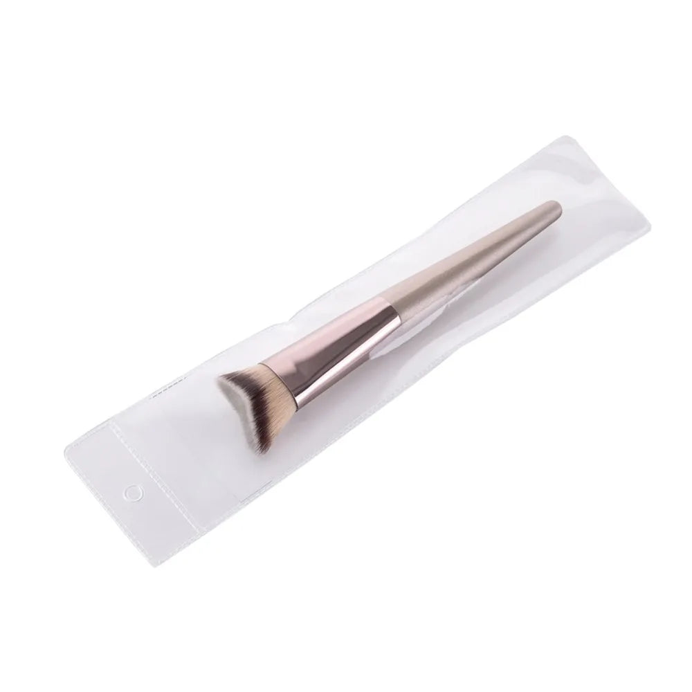 Large Foundation Brush — Flawless Coverage in Seconds