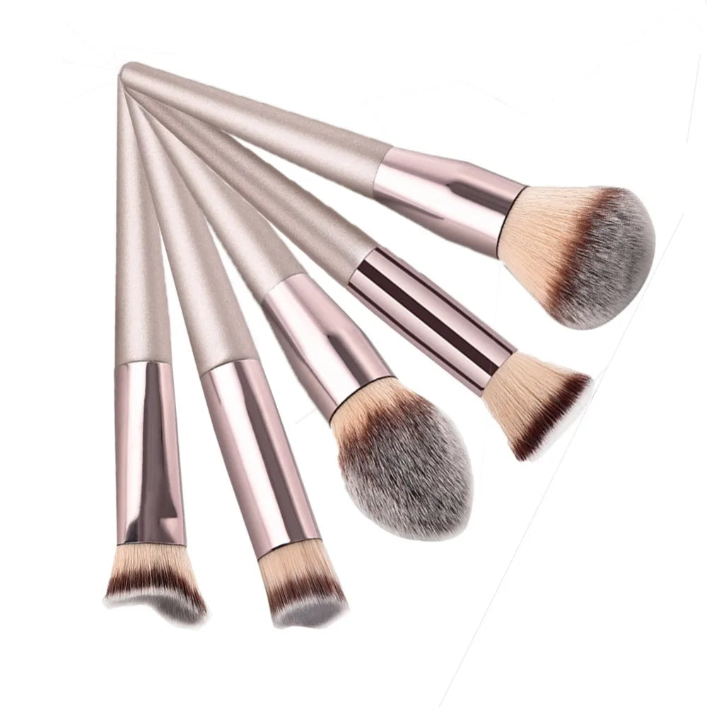 Large Foundation Brush — Flawless Coverage in Seconds