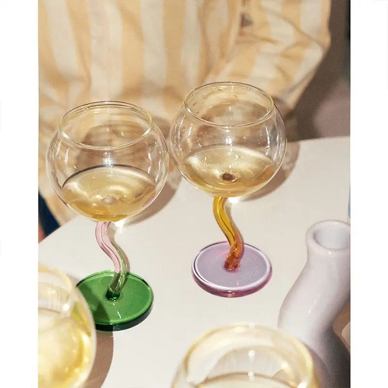 Twisted Stem Wine Glass for Colorful Table Styling