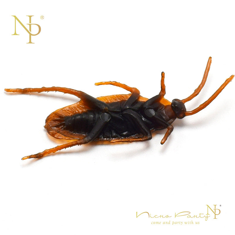 Fake Cockroach Halloween Decorations for Party Pranks