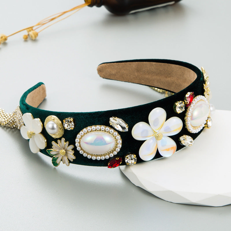 Velvet Baroque Headband for Vintage Glamour Outfits