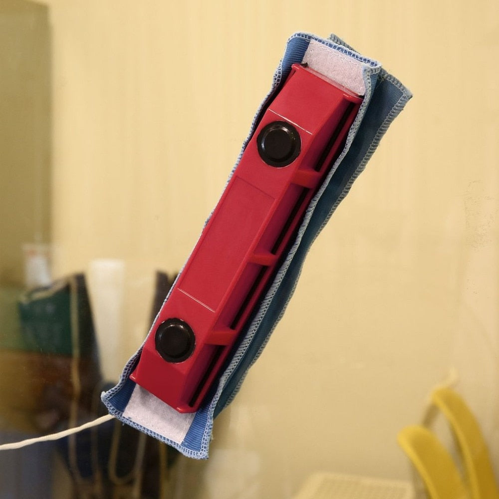 Magnetic Window Cleaner for Single-Pane Glass, Indoors