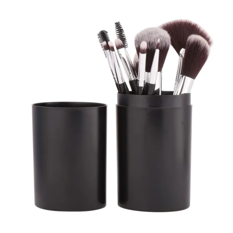 12-Piece Makeup Brush Set with Leather Case — Effortless