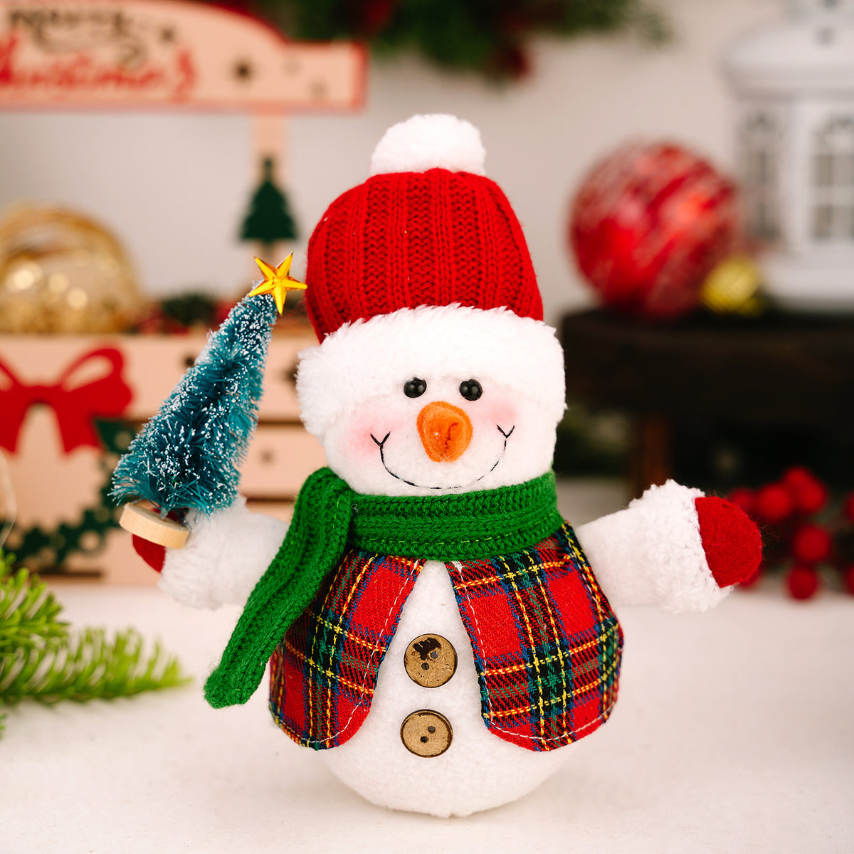 LED Snowman Figurine Set for a Warm Christmas Glow