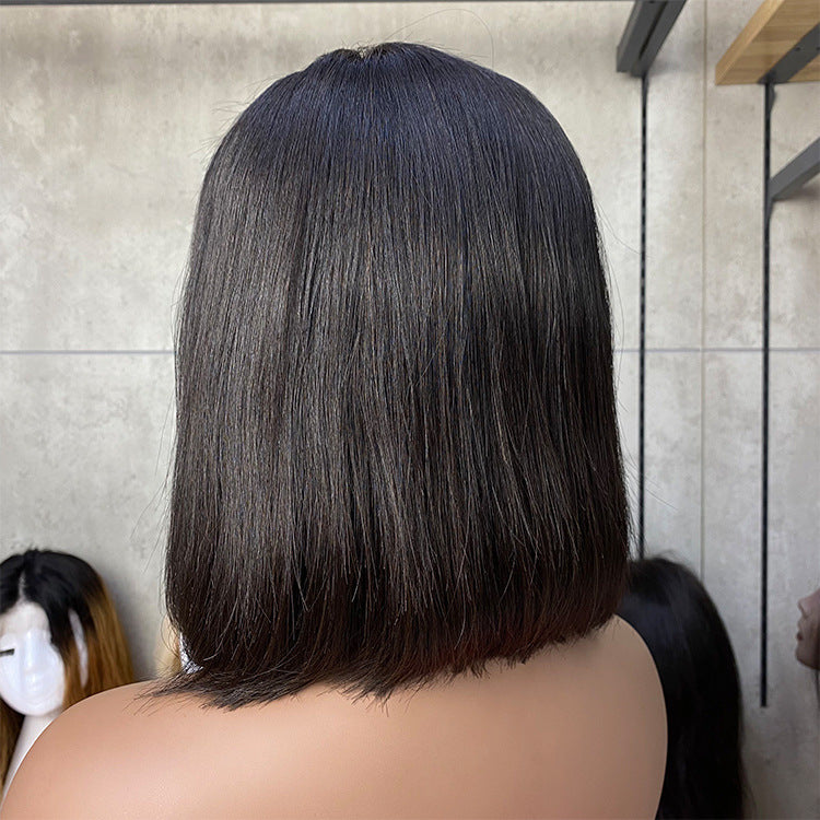 Lace Front Bob Wig for a Sleek, Polished Middle Part