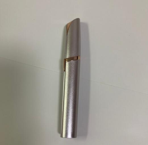 Electric Eyebrow Trimmer — Painless 360° Precision with LED