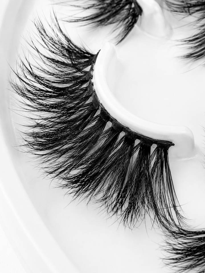 3D Mink False Lashes 25mm — 7 Pairs Wispy Set