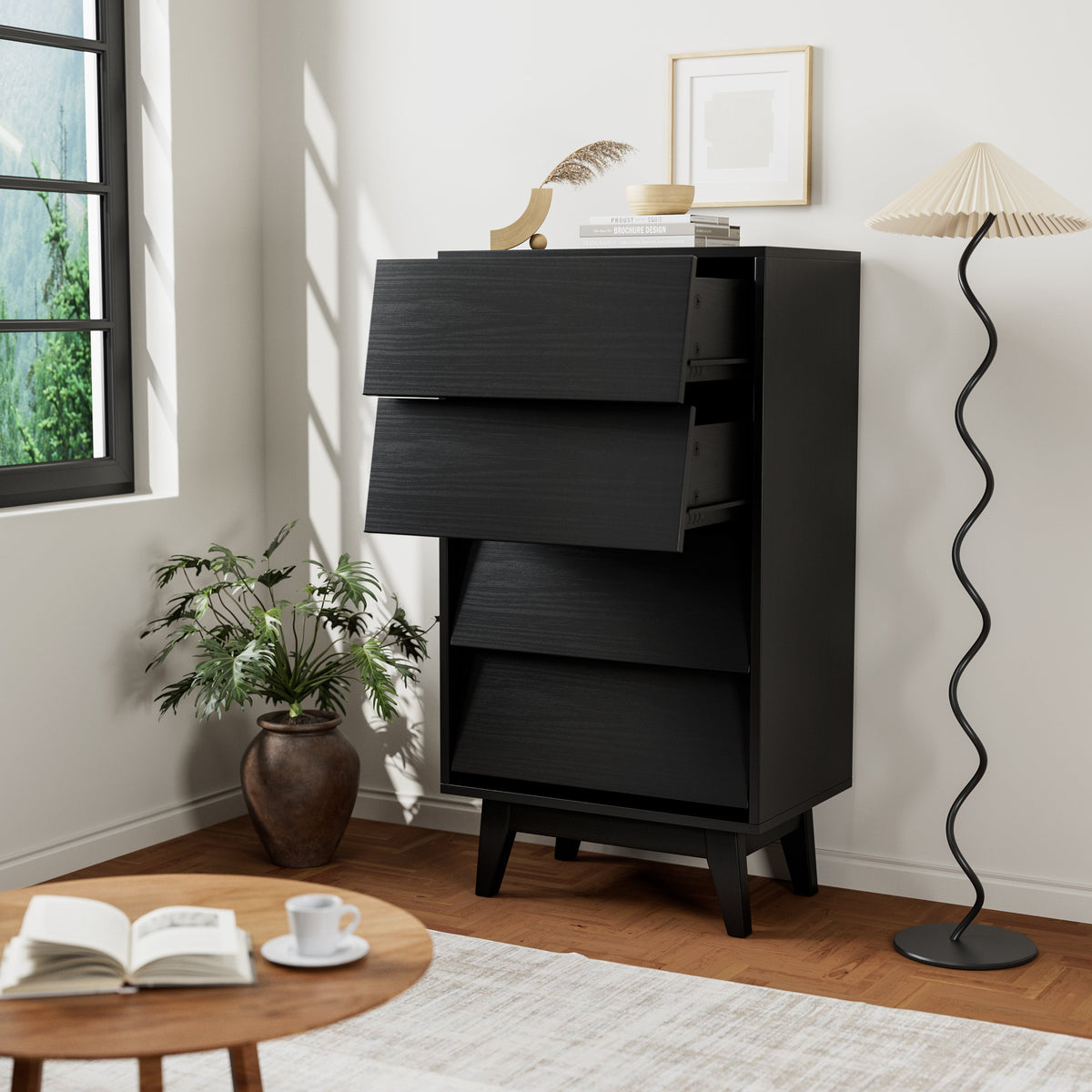 4-Drawer Dresser with Bevelled Vintage-Style Fronts