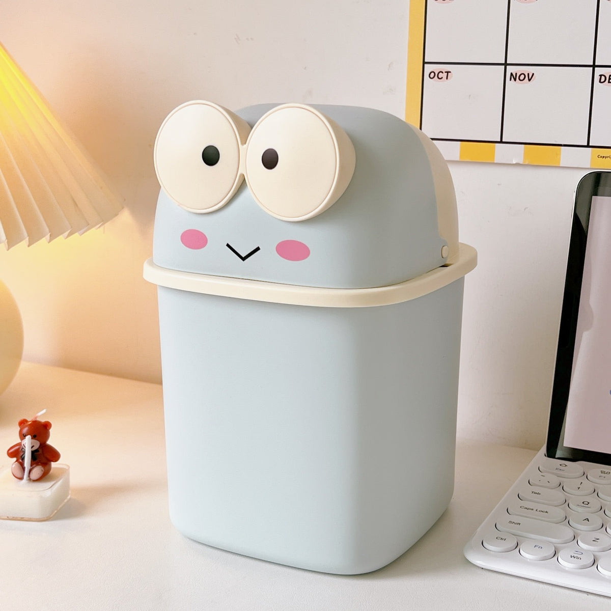 Cute Frog Flip-Lid Desk Trash Can for Dorm Desk Clutter