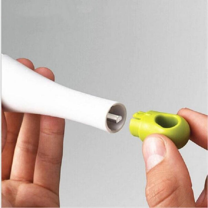 Rotating Egg Beater for Easy, Even Baking and Mixing