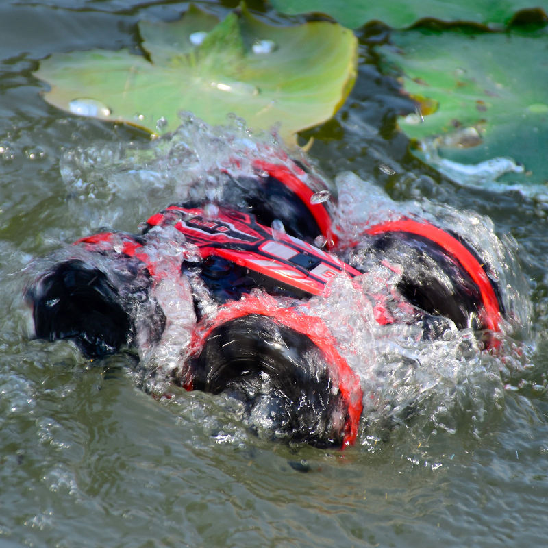 Amphibious 4WD Stunt Car for Double-Sided Action