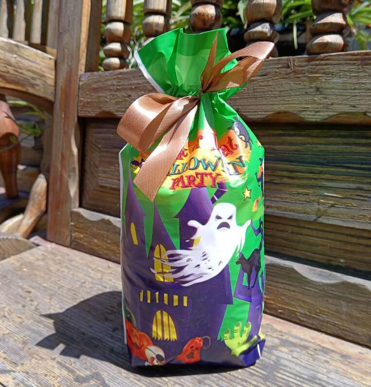 Halloween Gift Bags, 50-Piece Drawstring Favor Set