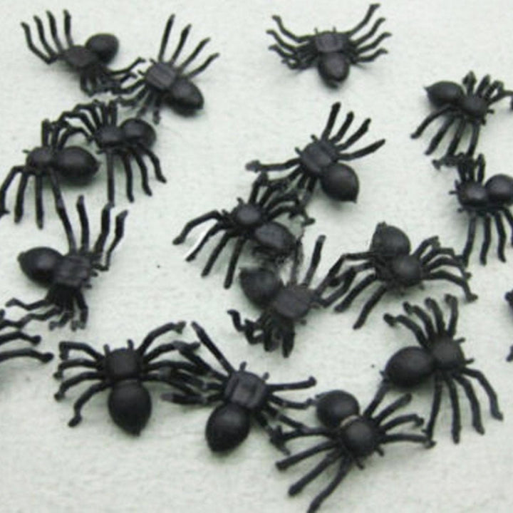 Spider Halloween Decorations, 50-Piece Creepy Set