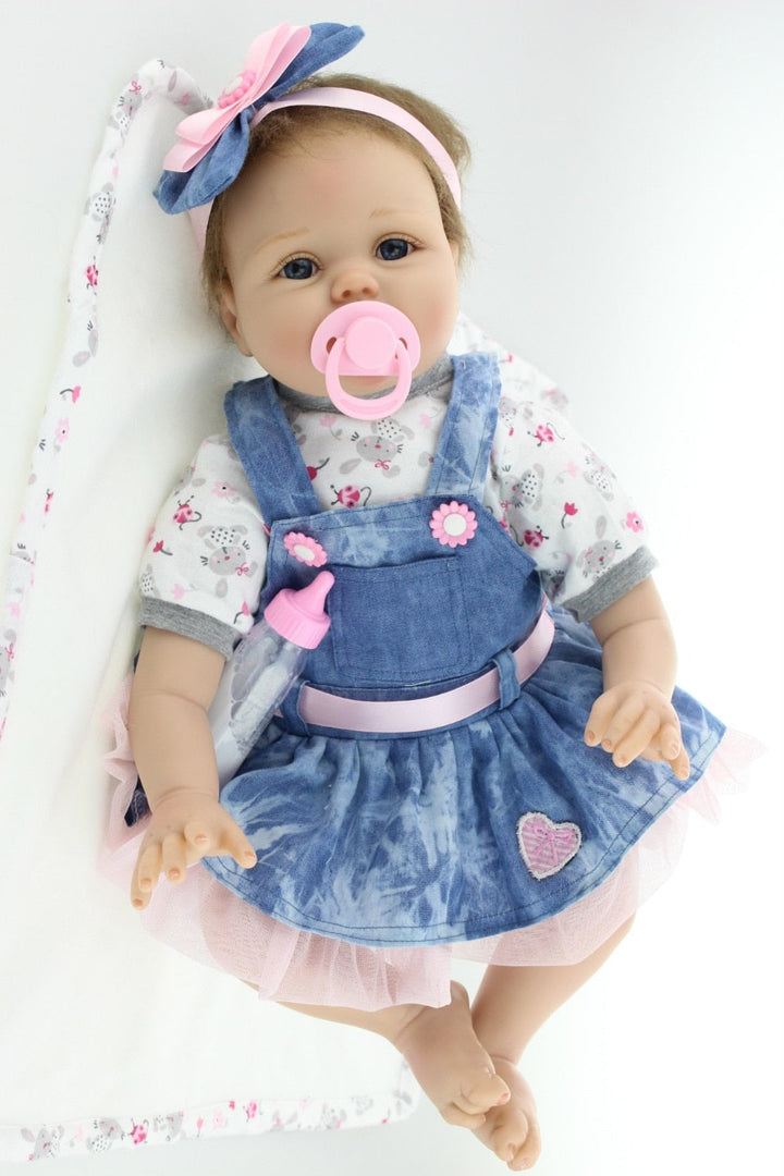 55cm Reborn Baby Doll for Lifelike Nurturing Playtime