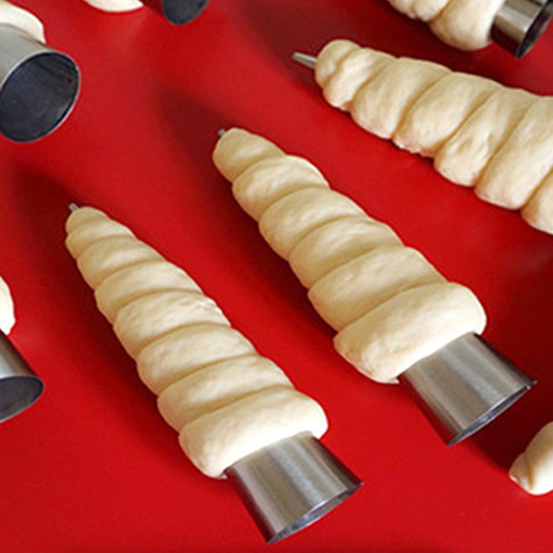 Stainless Steel Croissant Horn Molds for Home Baking
