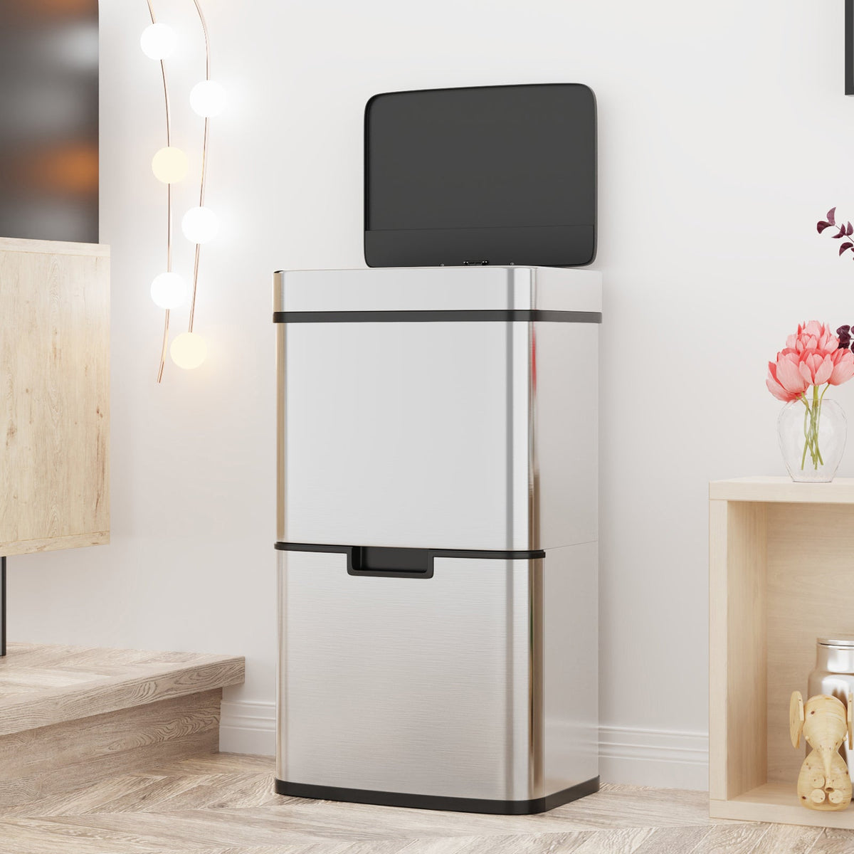 Kitchen Trash Can with Dual Compartments for Recycling