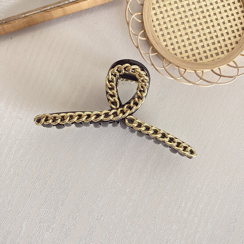 Oversized Chain Claw Hair Clip for Polished Updo Style