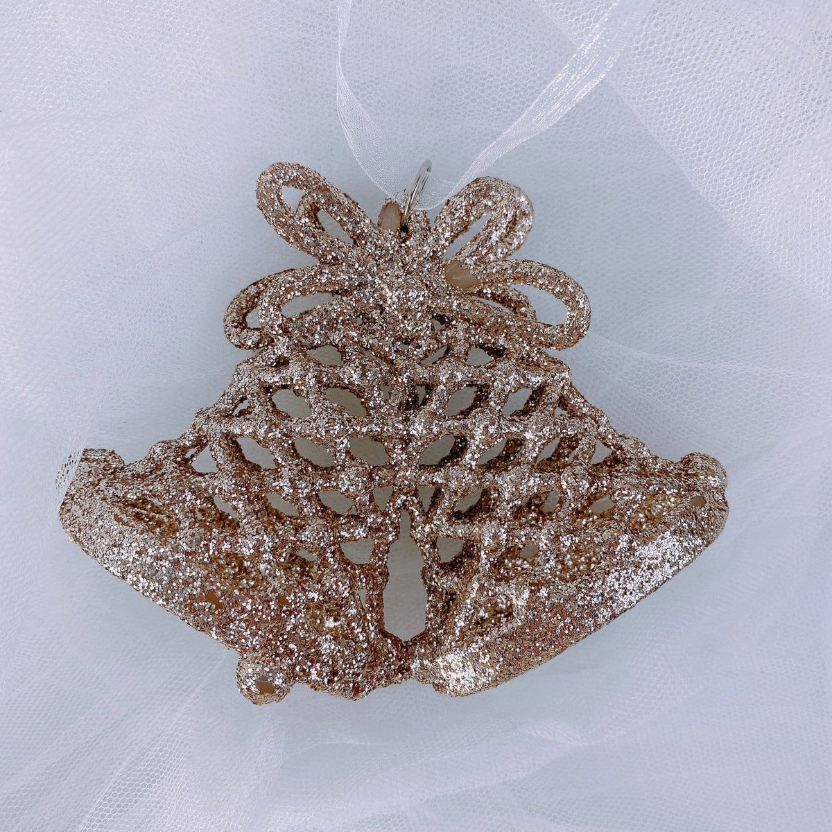 Christmas Tree Ornaments for Elegant Snowy Sparkle