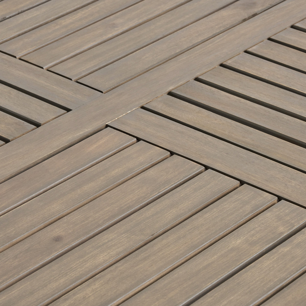 Rectangular Outdoor Dining Table in Weathered Wood