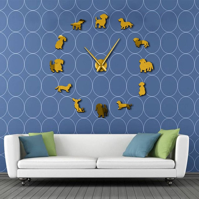 Dachshund Wall Clock With Glossy Mirror-Effect Decor