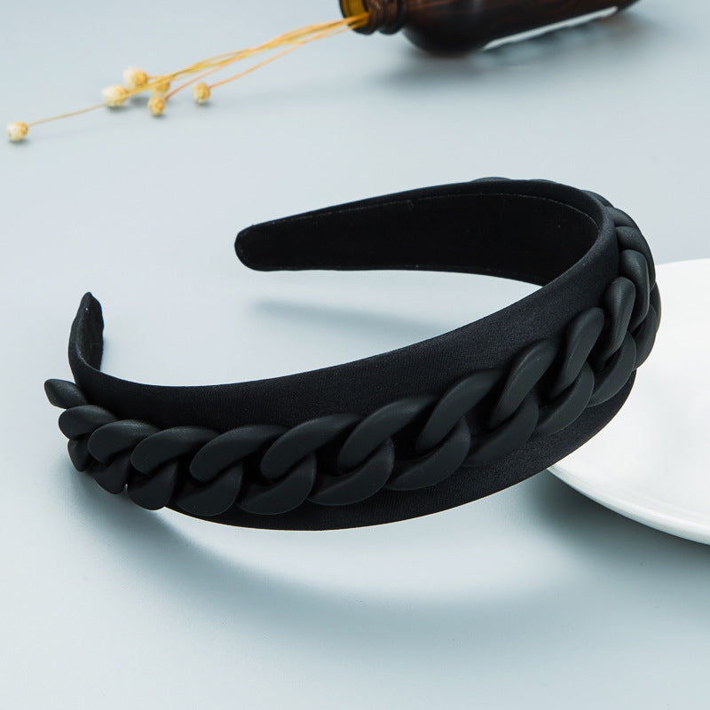 Wide-Brimmed Chain Headband for Playful Colorful Style