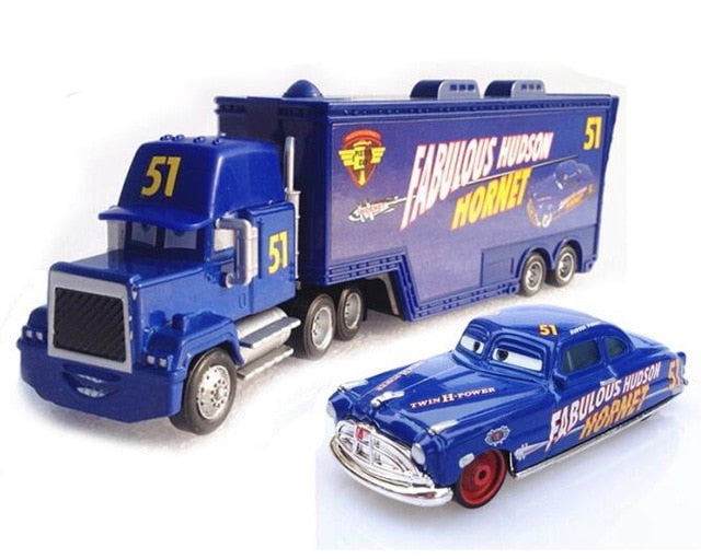 Disney Pixar Cars Toy Set: Compact Racing Playtime