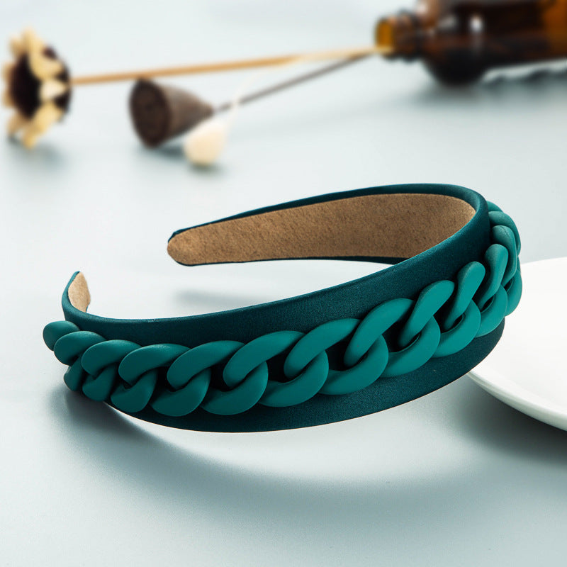 Wide-Brimmed Chain Headband for Playful Colorful Style