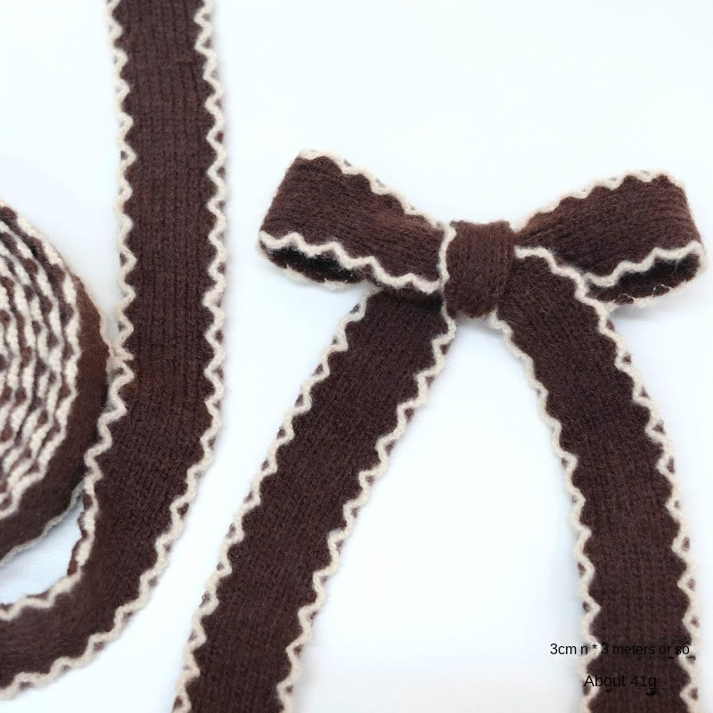 Knitted Christmas Bow Ribbon with Wavy Edge Trim