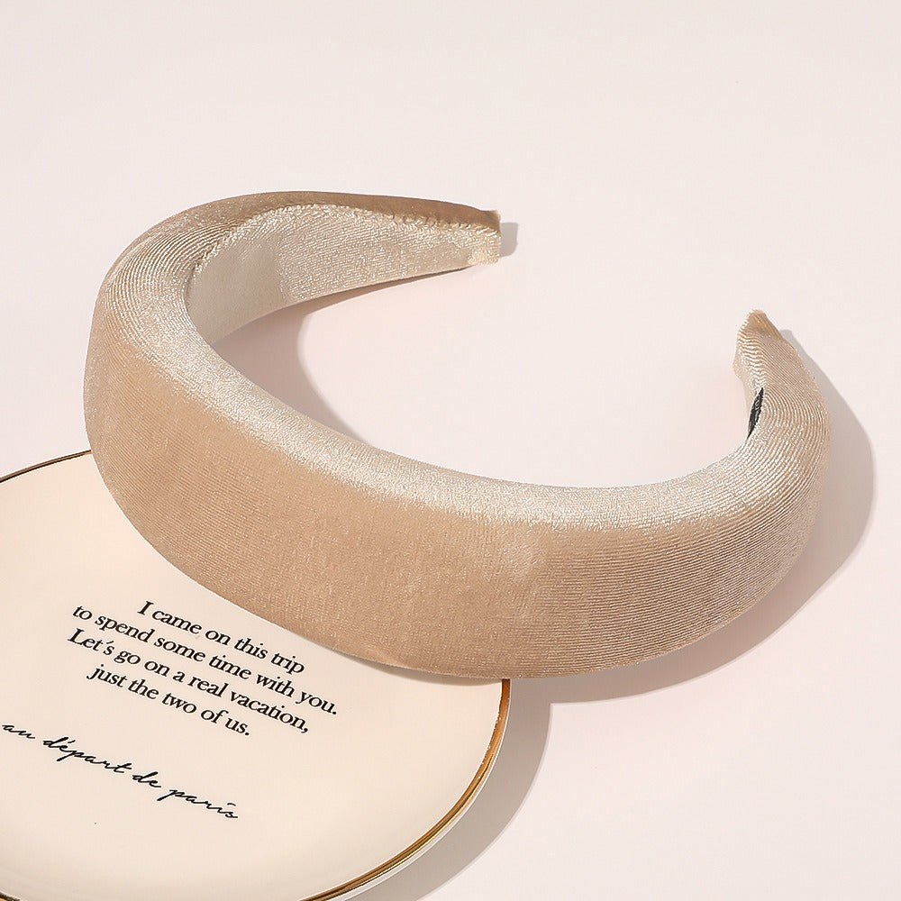 Velvet Hair Clip for a Polished, Lifted Hairstyle