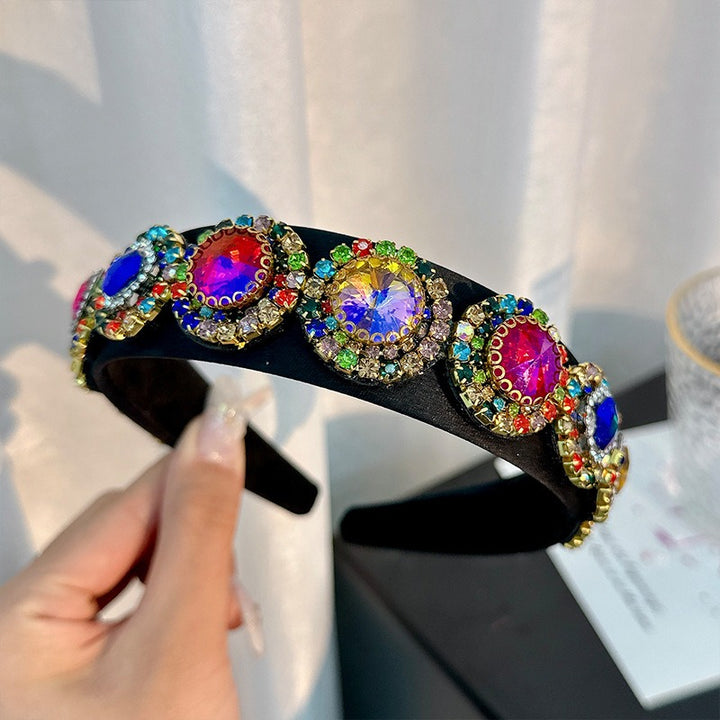 Jewel-Encrusted Statement Headband for Glamorous Style