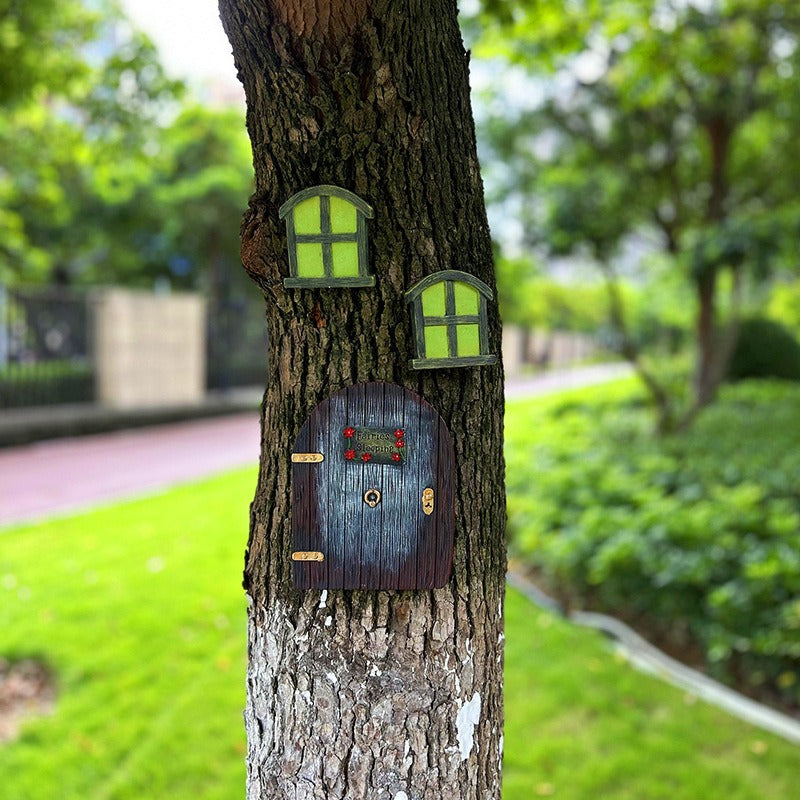 Fairy Door Tree Decor with Glowing Windows for Gardens