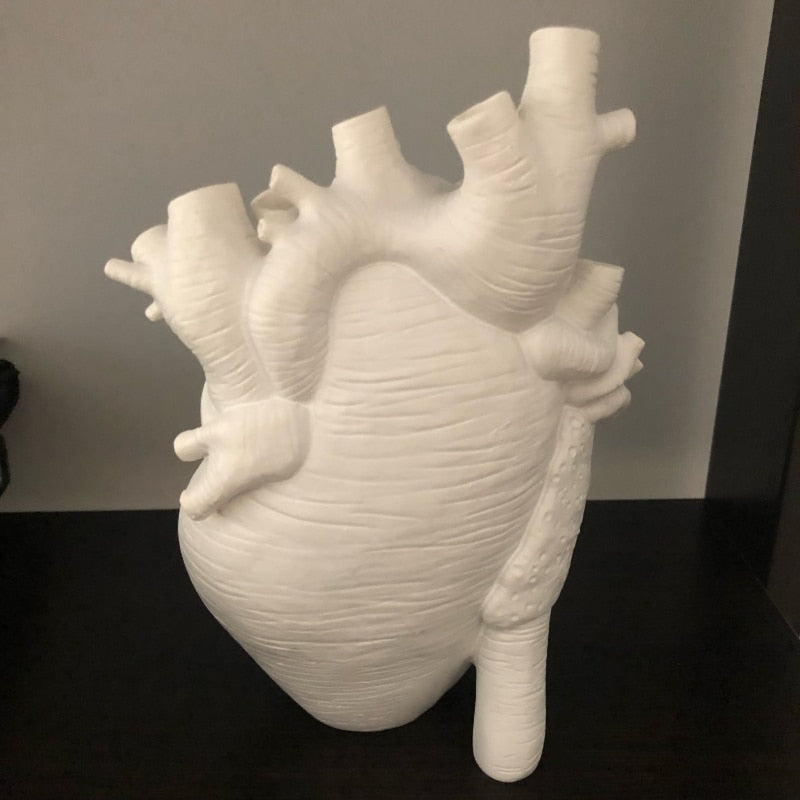 Heart Shape Flower Vase: Sculptural Decor for Dried Stems