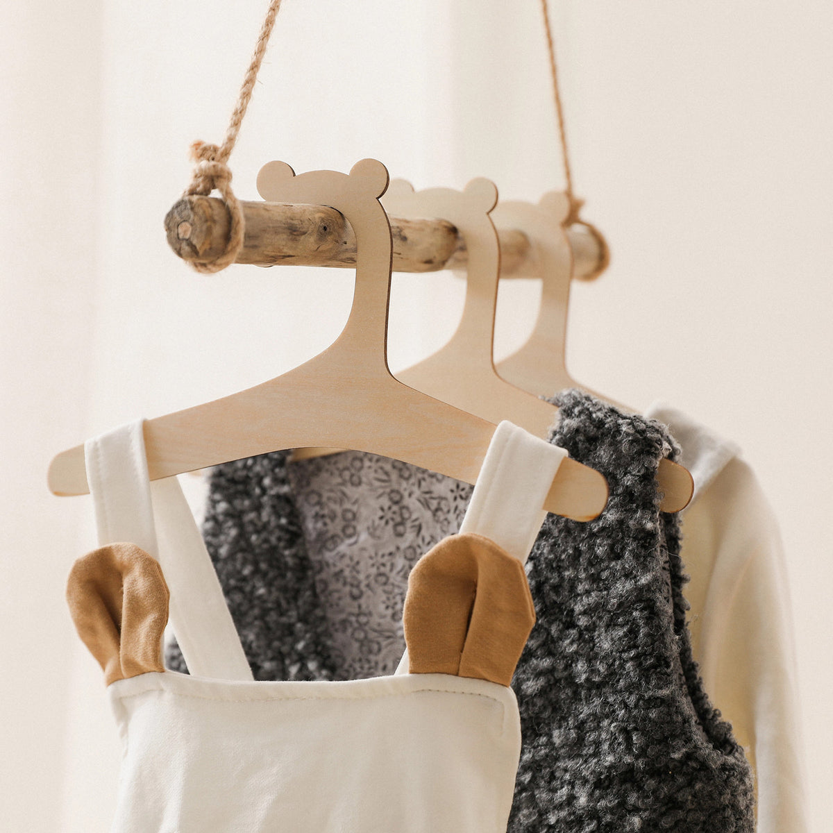 Wooden Kids Hanger with Grooved Grip for Neat Closets