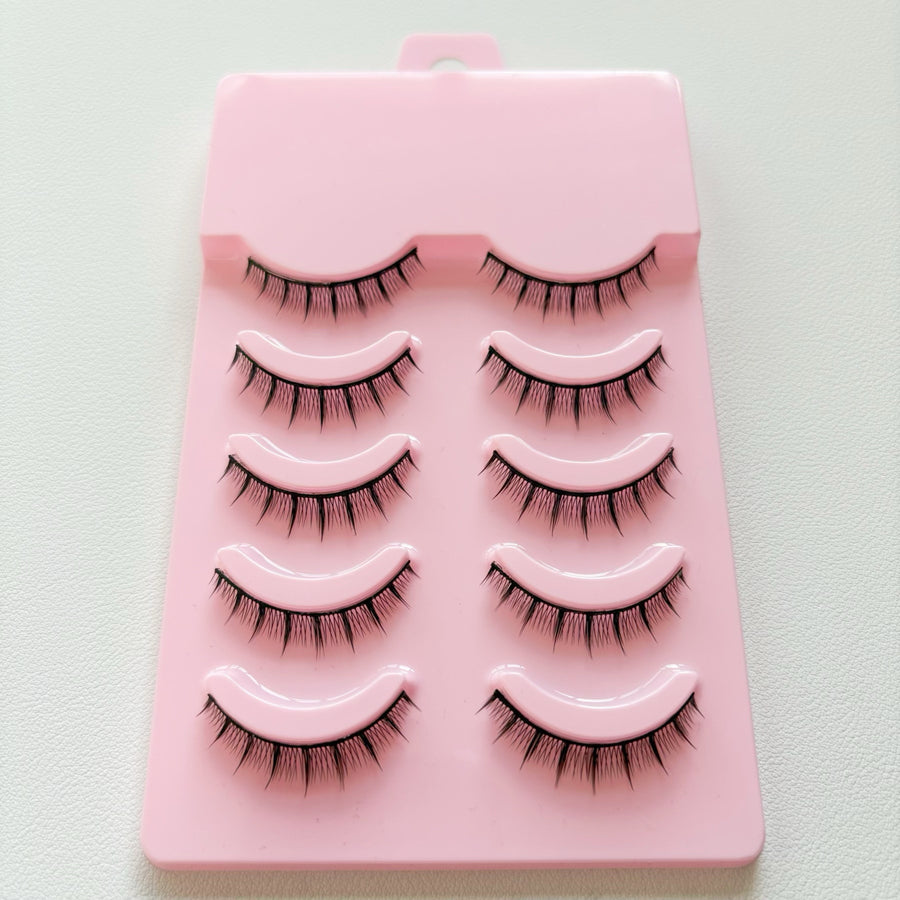 False Eyelashes for Bold, Bushy Cartoon-Style Eyes