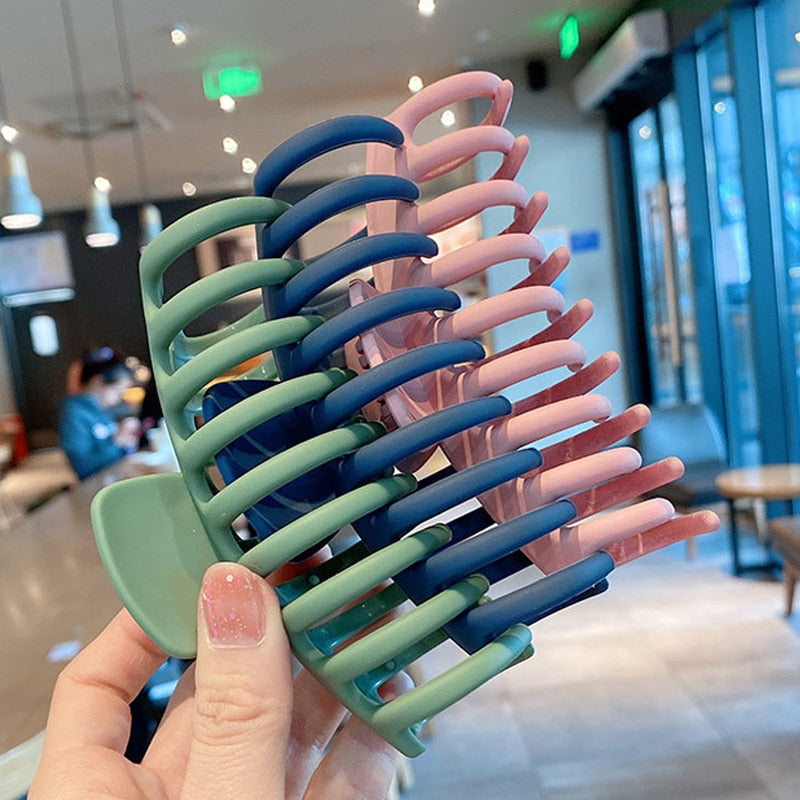 Large Acrylic Hair Claw Clip for Elegant Updos Every Day