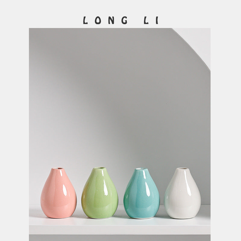 Mini Ceramic Bud Vase for Shelves and Desks