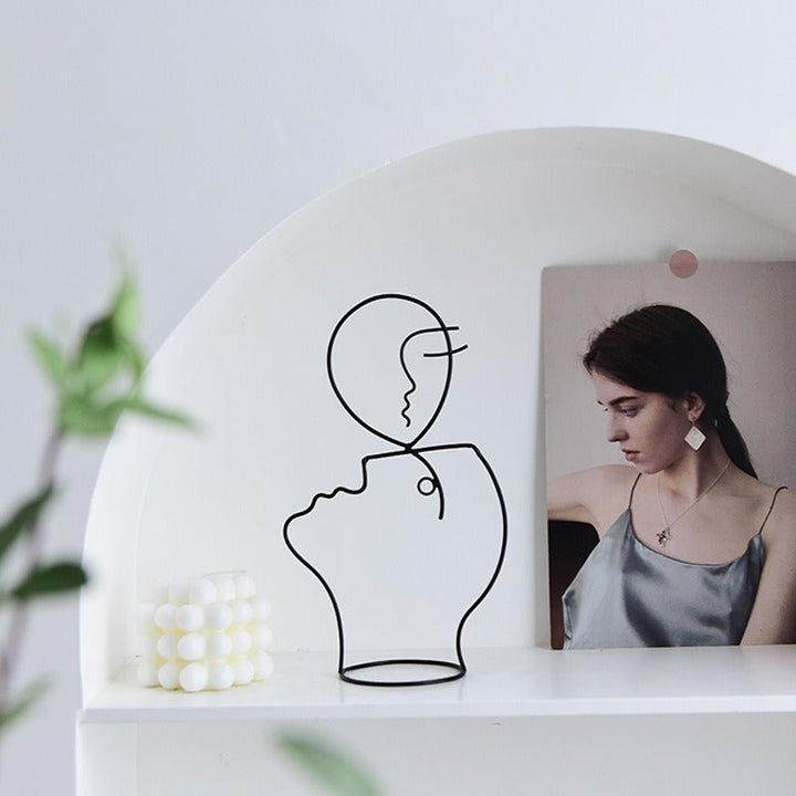 Abstract Face Sculpture – Minimalist Matte Black Decor