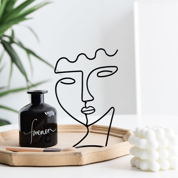 Abstract Face Sculpture – Minimalist Matte Black Decor