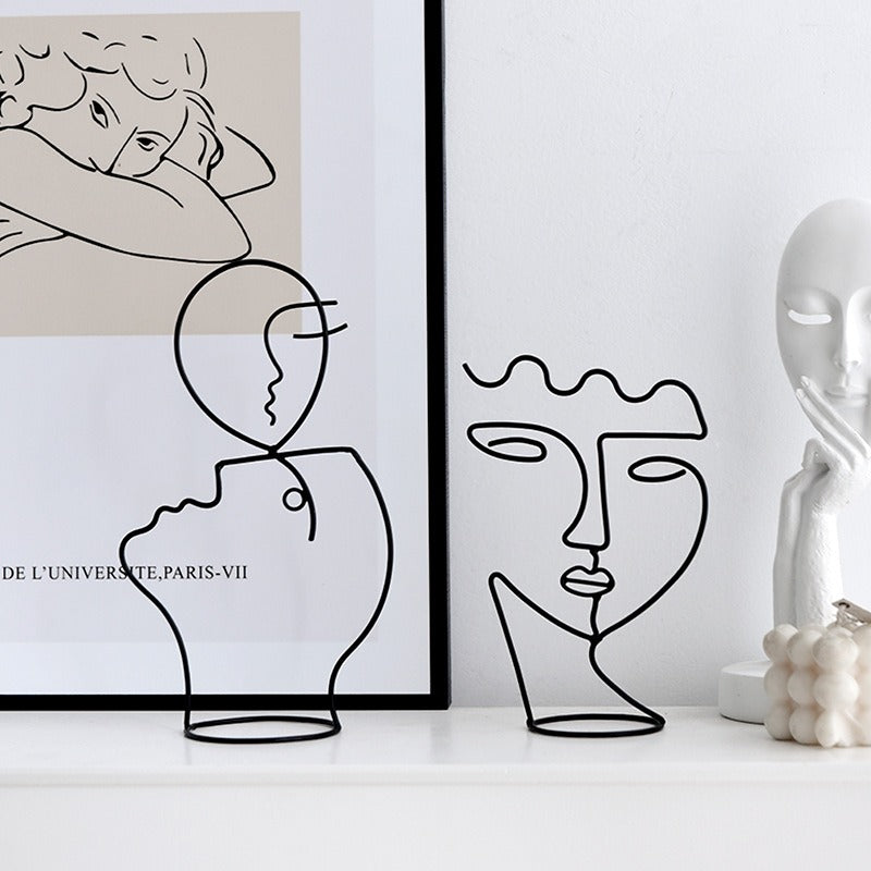 Abstract Face Sculpture – Minimalist Matte Black Decor