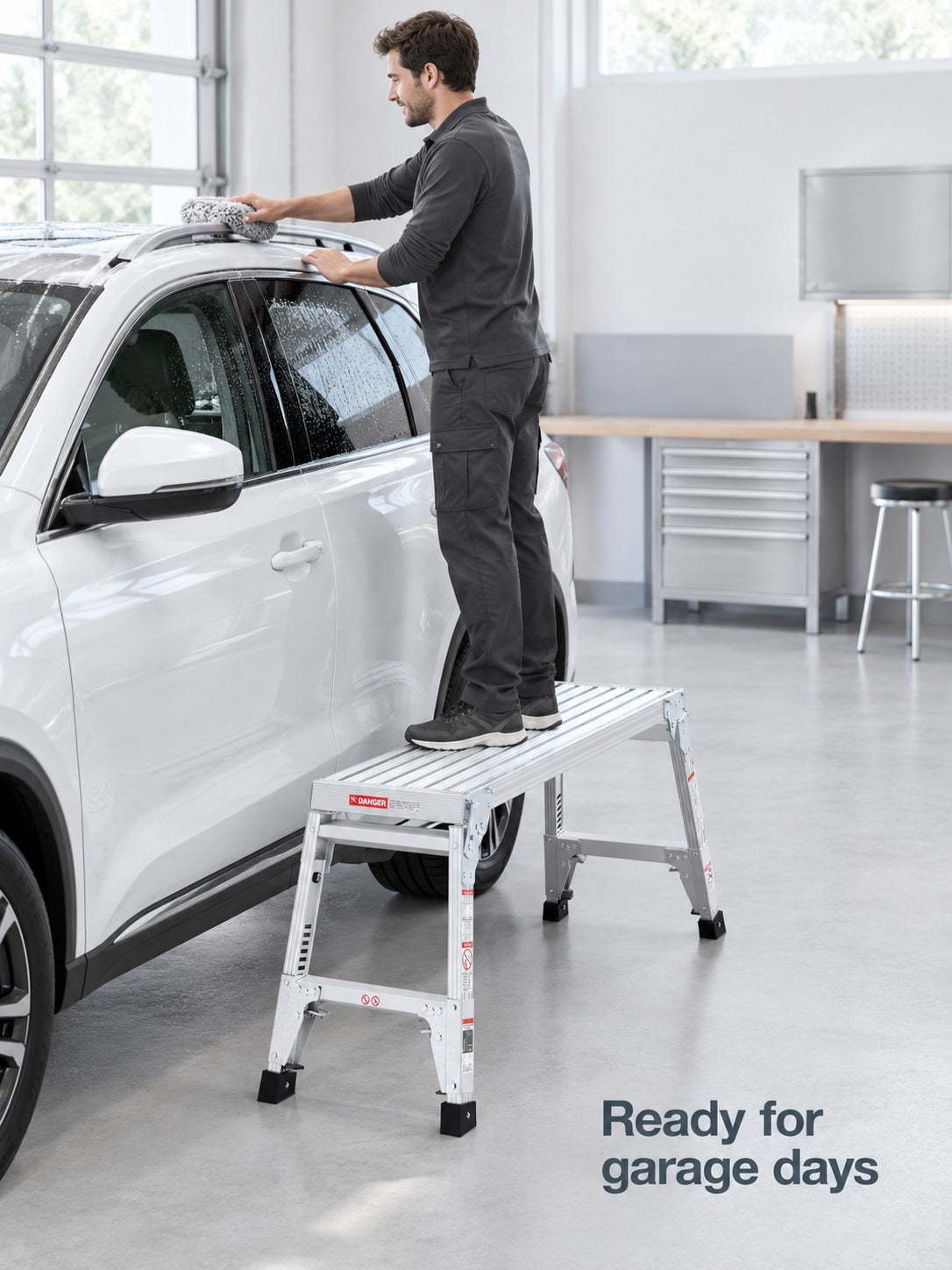 Stable Aluminum Work Platform, 40-Inch Adjustable Height
