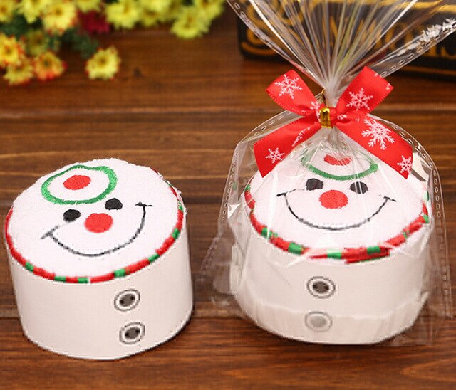 Christmas Gift Towels - 3 Decorative Holiday Washcloths