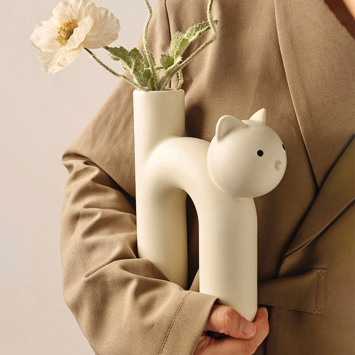 Cat Vase Decor for Playful, Sculptural Flower Displays