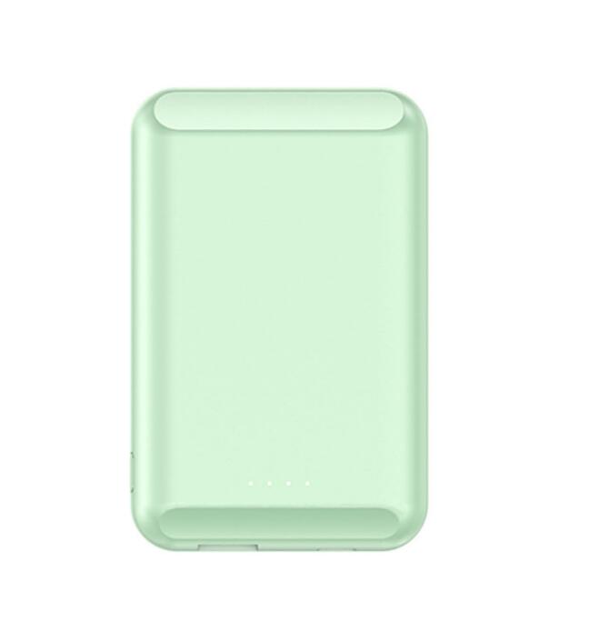 Slim Magnetic Power Bank 5000mAh for On-the-Go Charging