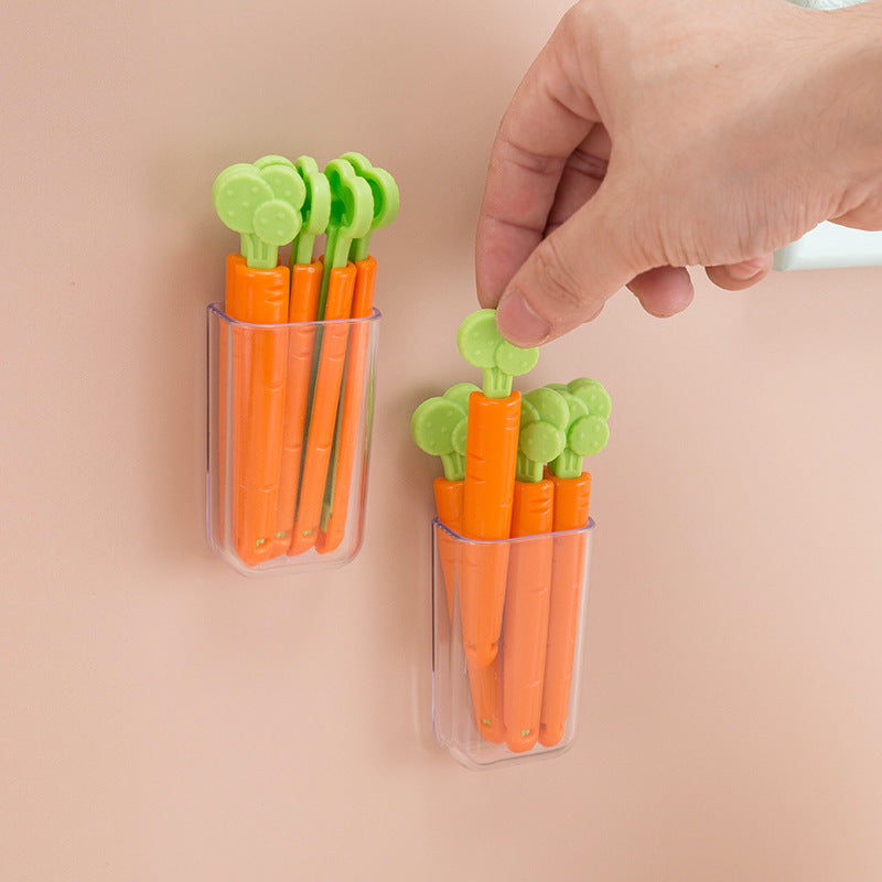 Carrot Sealing Clips for Snack Bags with Wall Holder