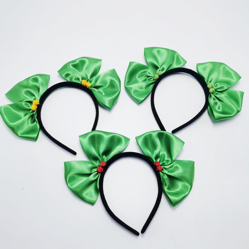 St. Patrick's Day Party Accessories Set for Photos