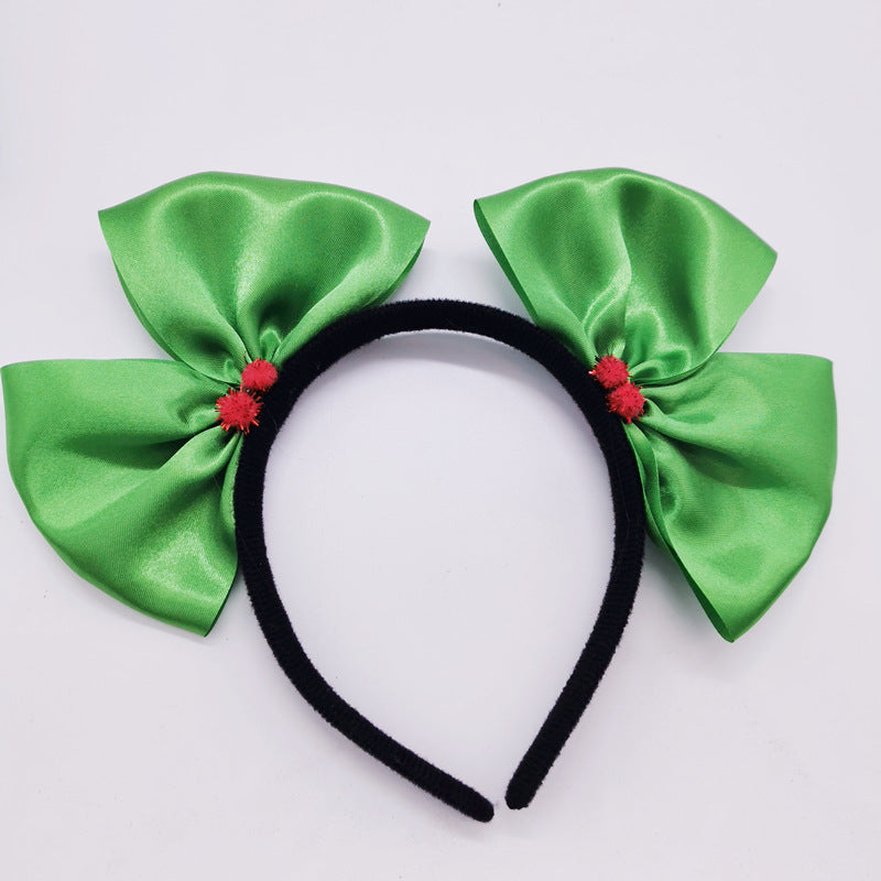 St. Patrick's Day Party Accessories Set for Photos