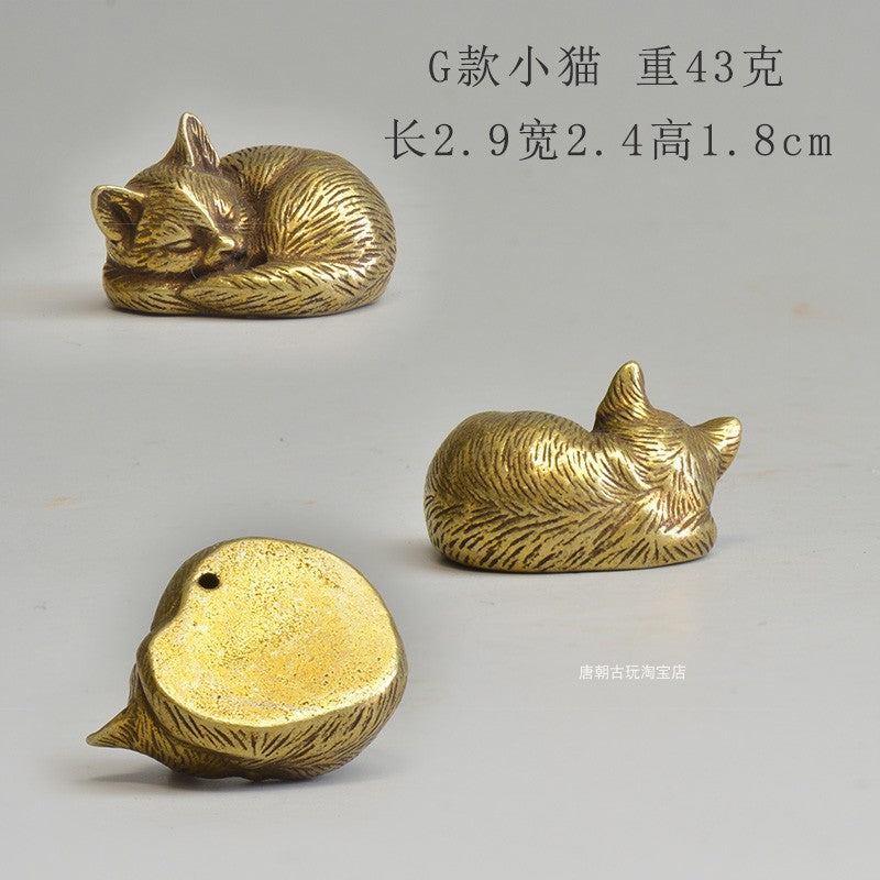 Brass Cat Tea Pet Set for Playful Desktop Charm Decor