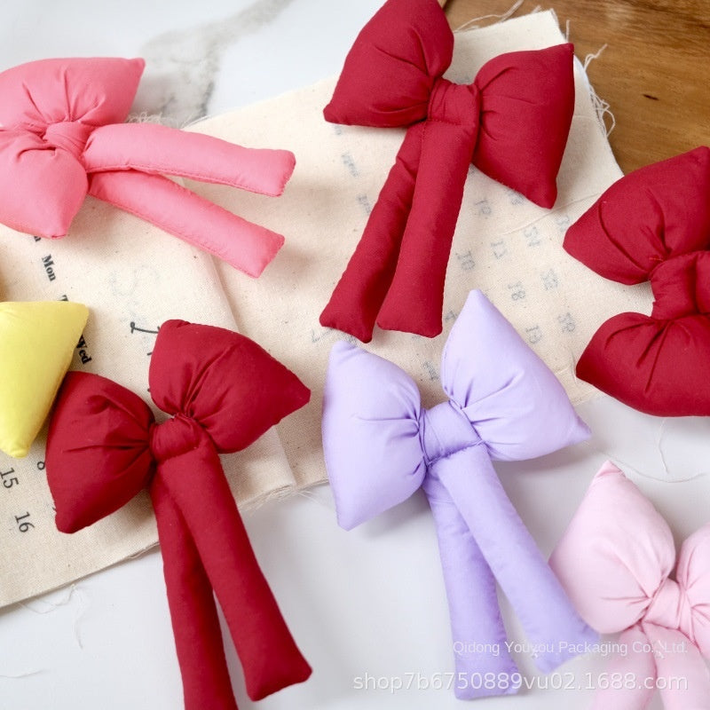 3D Padded Fabric Bows for Festive Gift Arrangements
