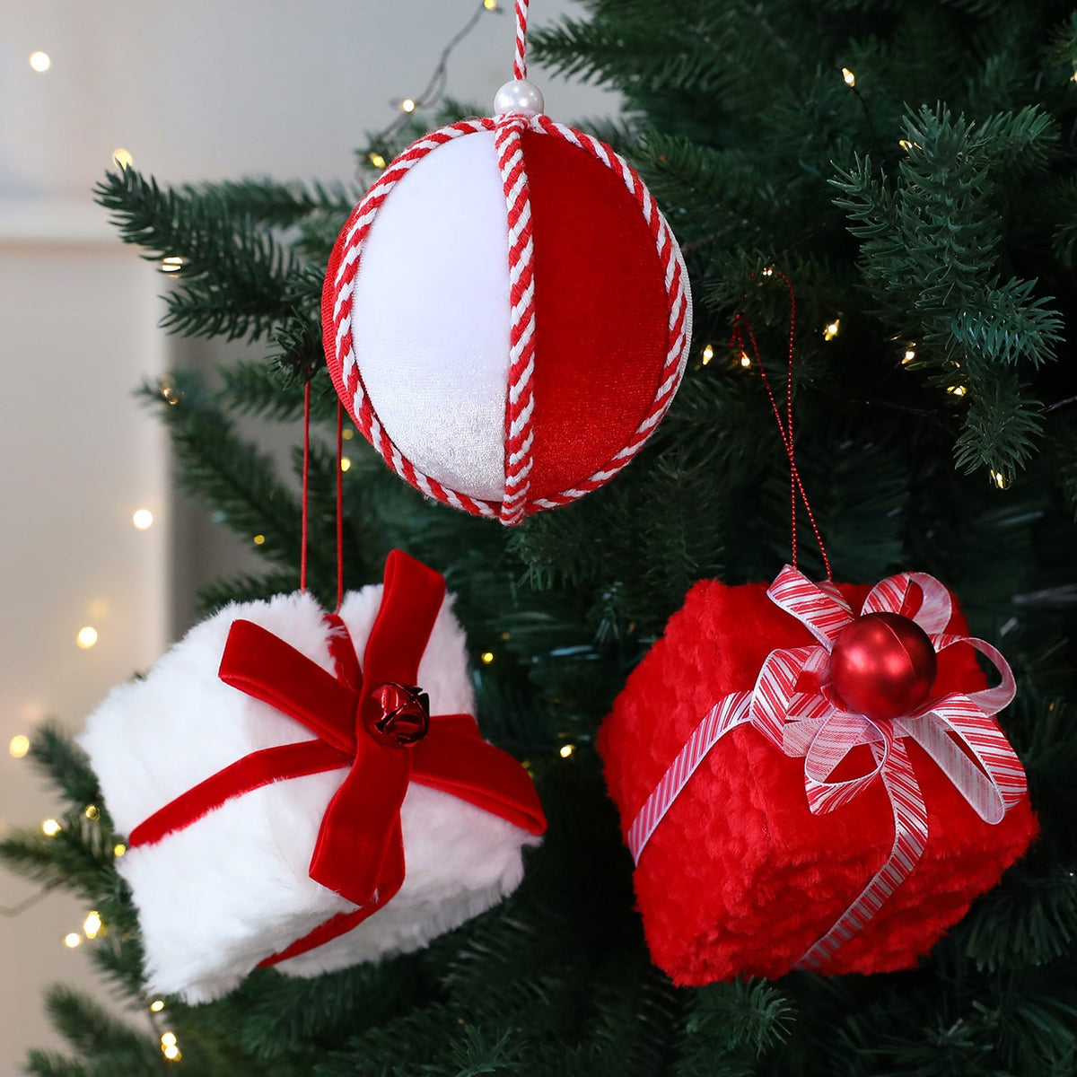 Christmas Ornament Set for a Warm Festive Tree Display