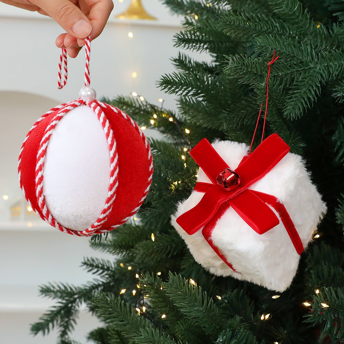 Christmas Ornament Set for a Warm Festive Tree Display
